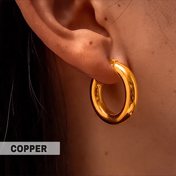 🔵𝟲𝟱%𝗢𝗙𝗙 𝗯𝘂𝗻𝗱𝗹𝗲𝘀 𝟯+🔵 NEW Classic Chunky Hoop Earrings - Picture 1 of 15